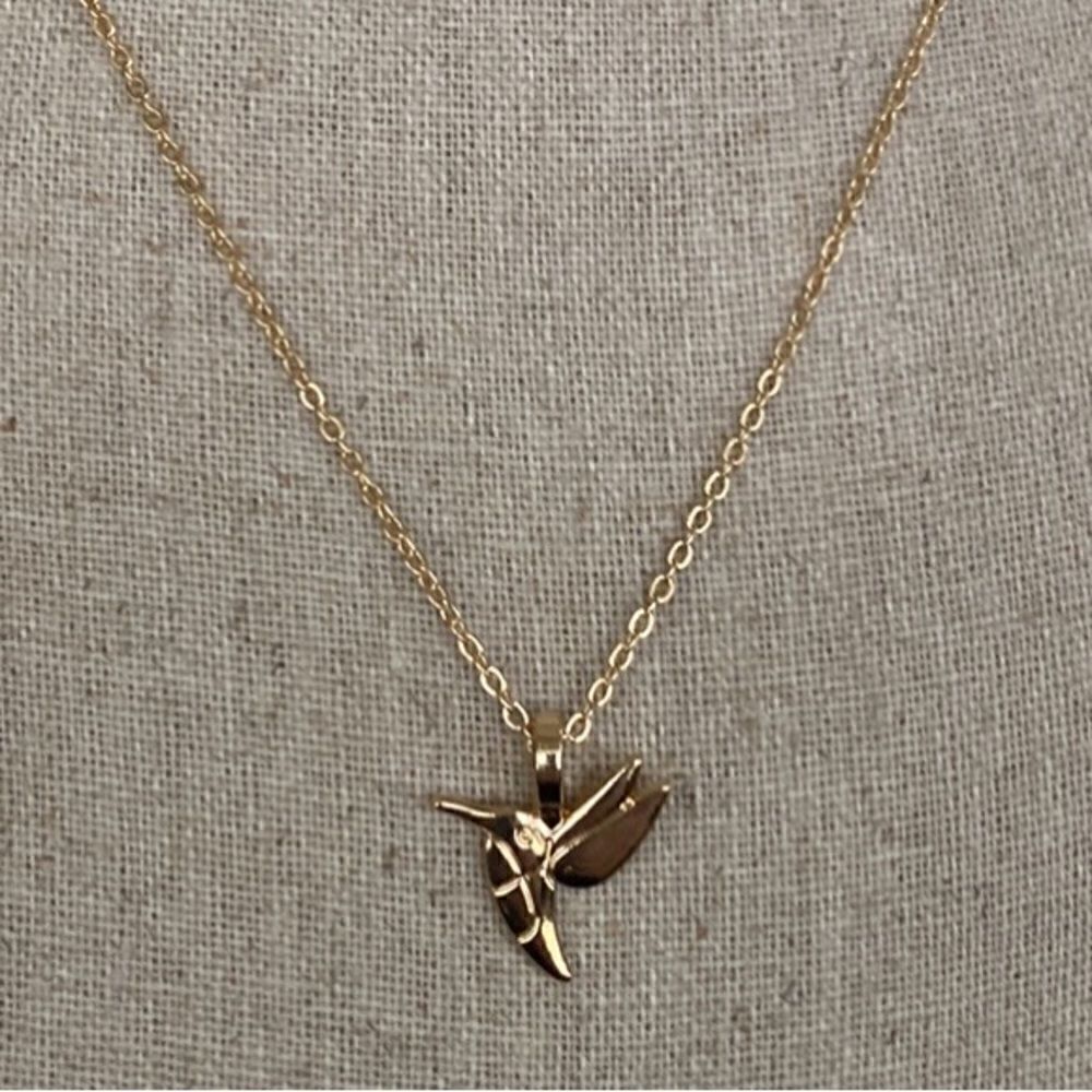 NEW! “Life Is Beautiful” Hummingbird Gold Tone Adjustable Necklace